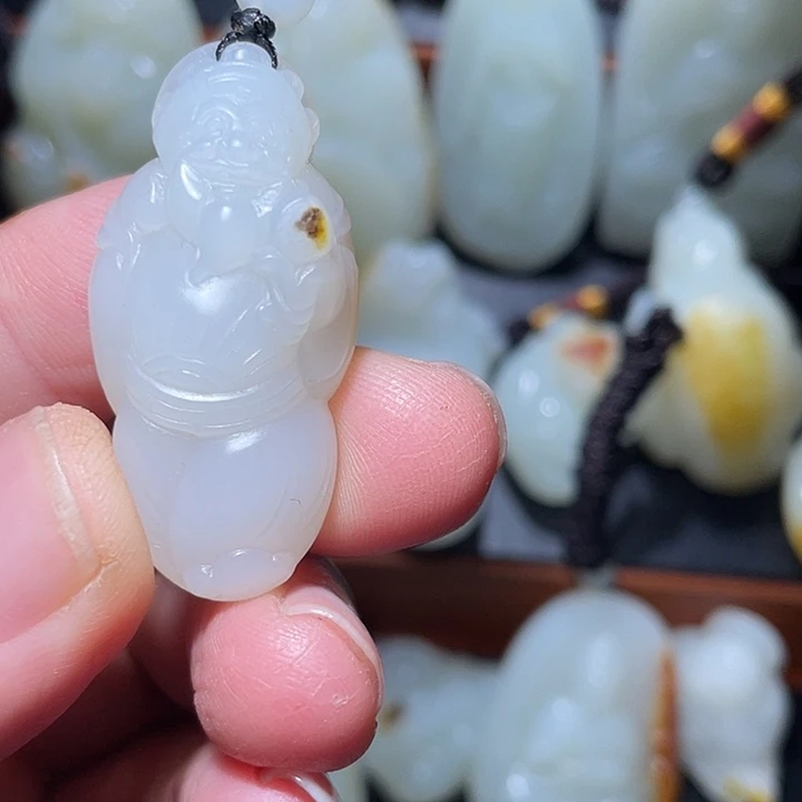 和田玉（白玉）未镶嵌车挂