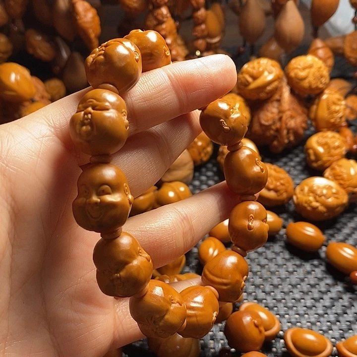 吊坠橄榄核人生百态