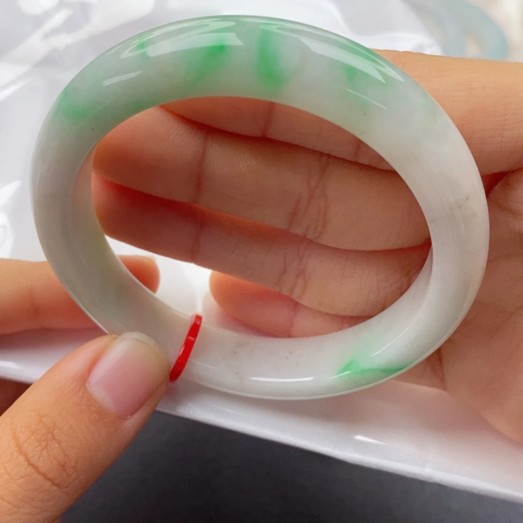 佳***盈翡翠未镶嵌手镯55正圈