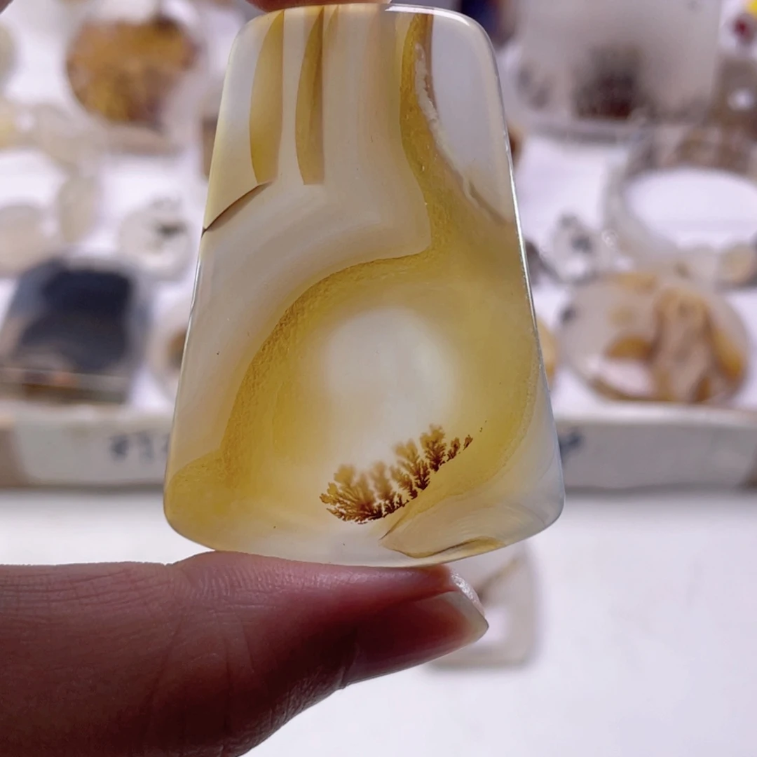 玛瑙/玉髓未镶嵌珠宝奇石