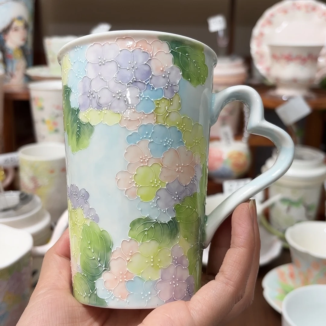 景德镇原创手绘陶瓷