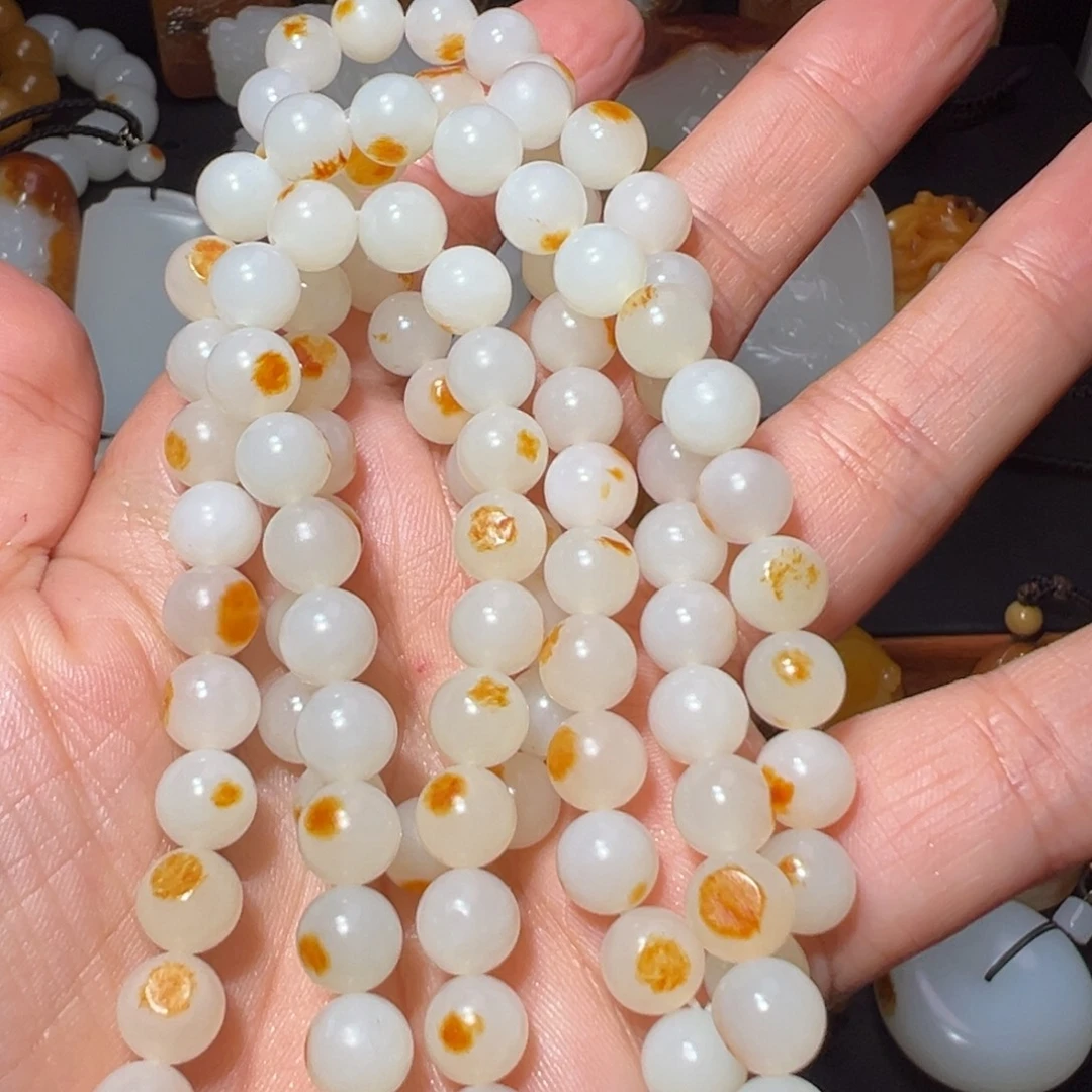 梨***白和田玉未镶嵌颈饰