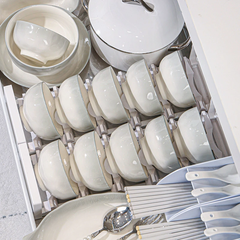 景德镇轻奢北欧风碗盘餐具套装家用釉下彩乔迁新居餐具高档烟雨幻