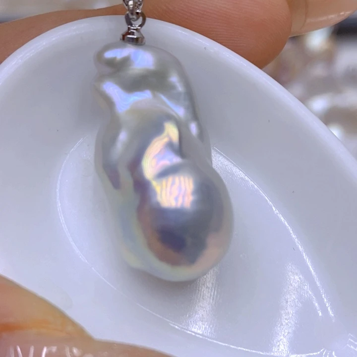 淡水珍珠吊坠(赠链)未镶嵌