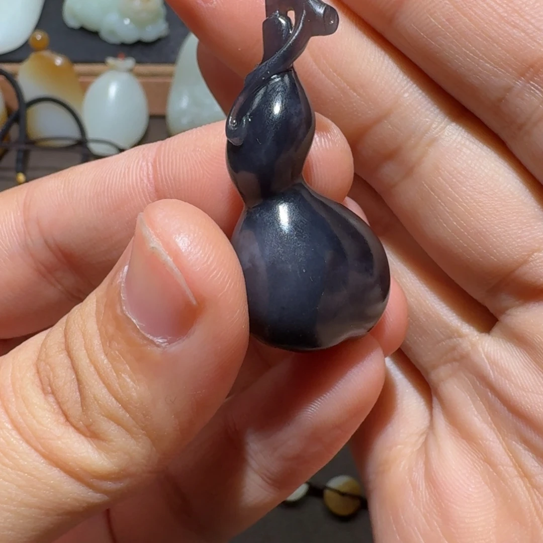 和田玉未镶嵌吊坠(不含链)