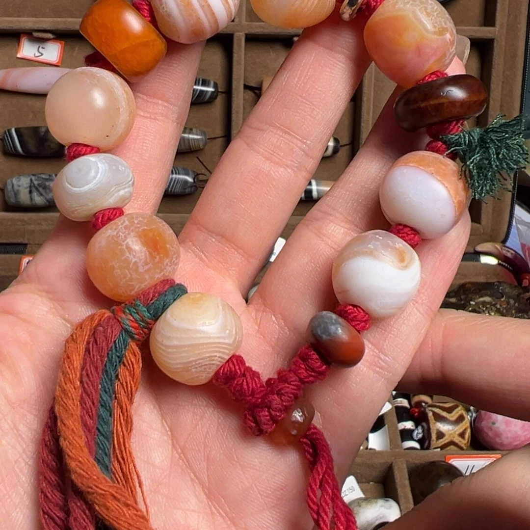 玛瑙/玉髓手串未镶嵌