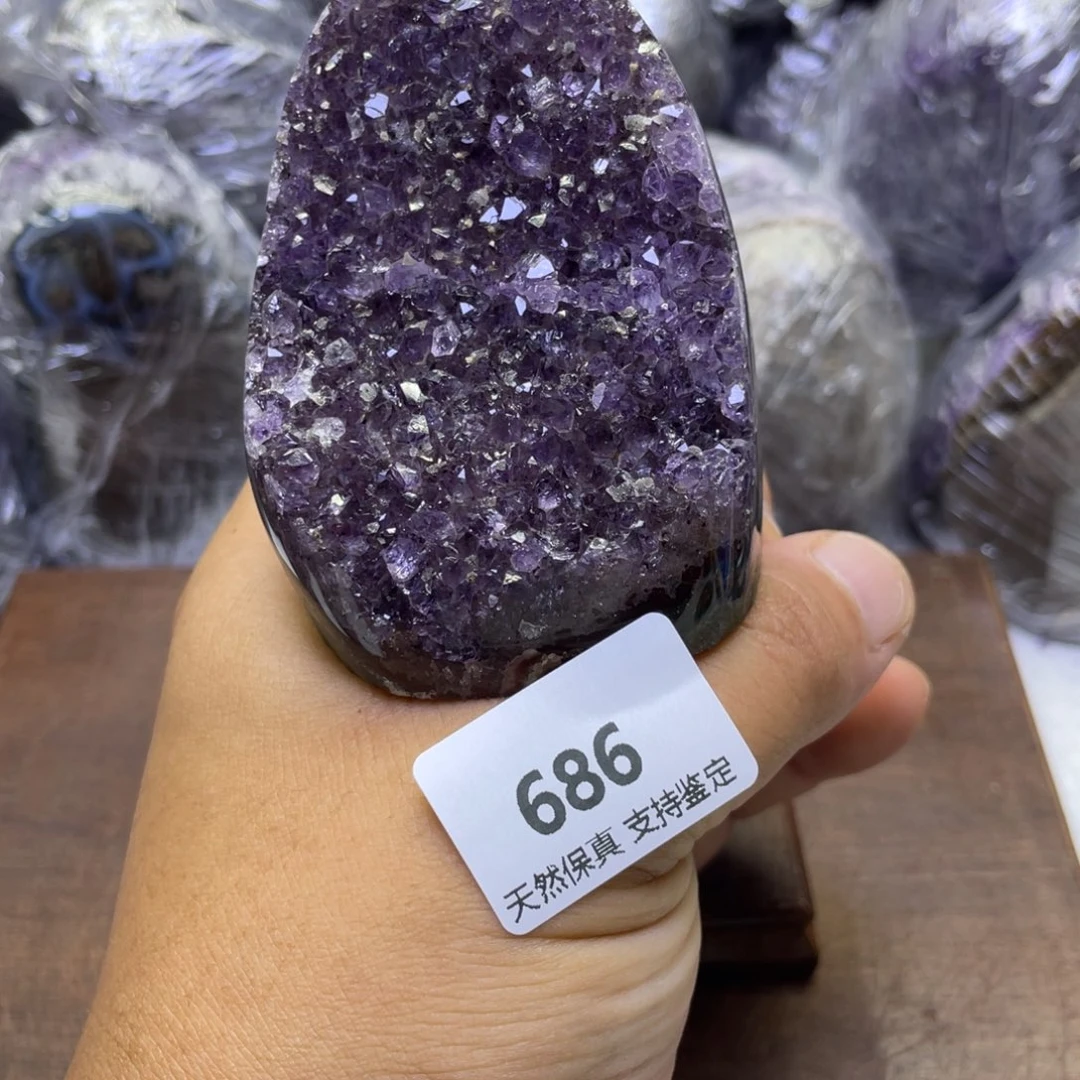 未镶嵌水晶大型摆件（非配饰）