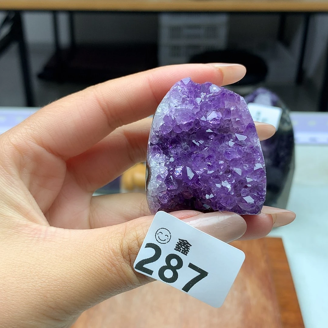 未镶嵌大型摆件（非配饰）水晶