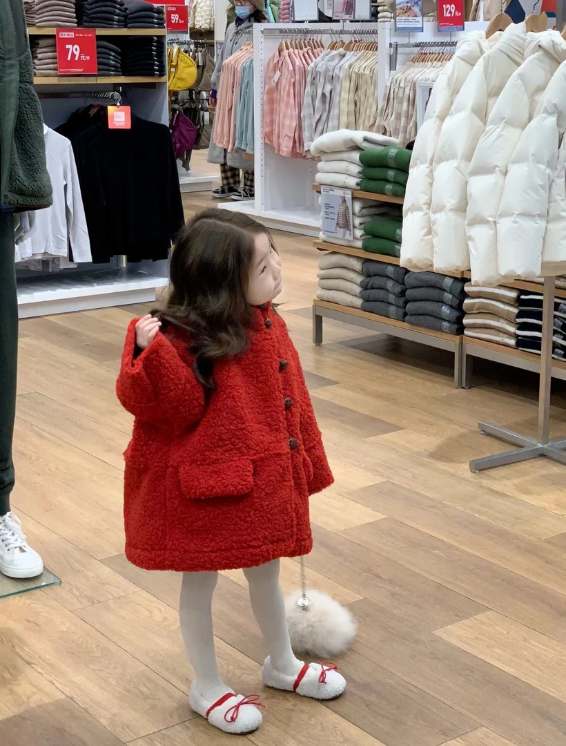 2024冬季新品女童红色保暖加绒中长款宽松外套毛绒上衣新年圣诞红