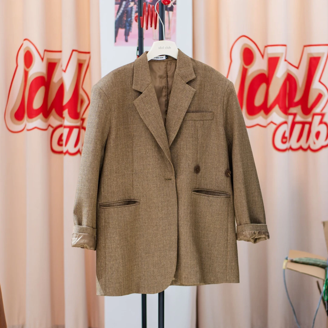 杨树林明星感rose同款大西装