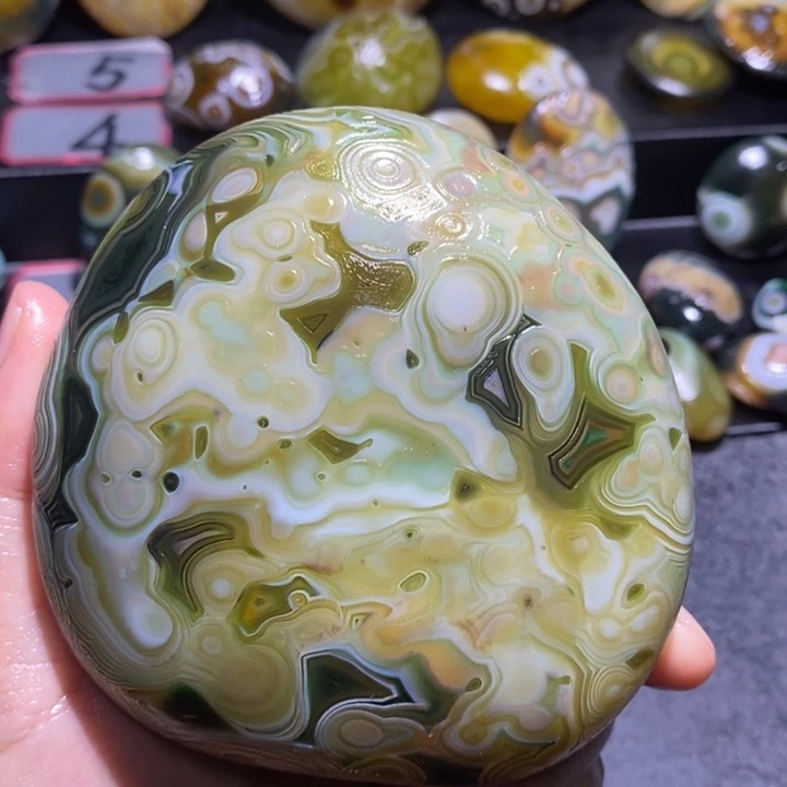 玛瑙/玉髓未镶嵌珠宝奇石13