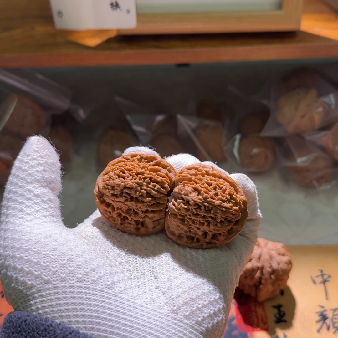 文玩核桃吊坠40.5南疆石团子