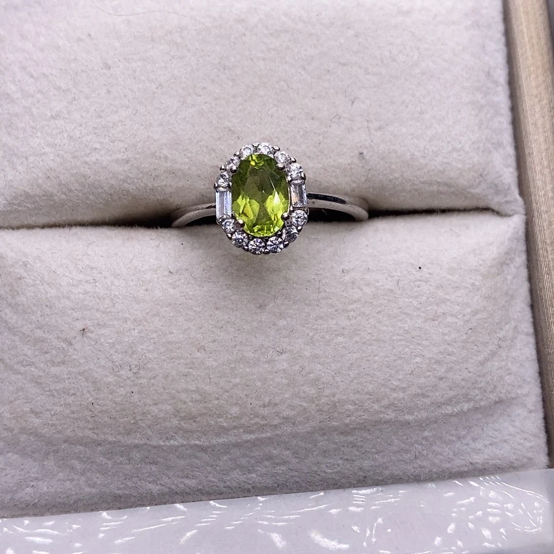 橄榄石戒指银S925镶嵌