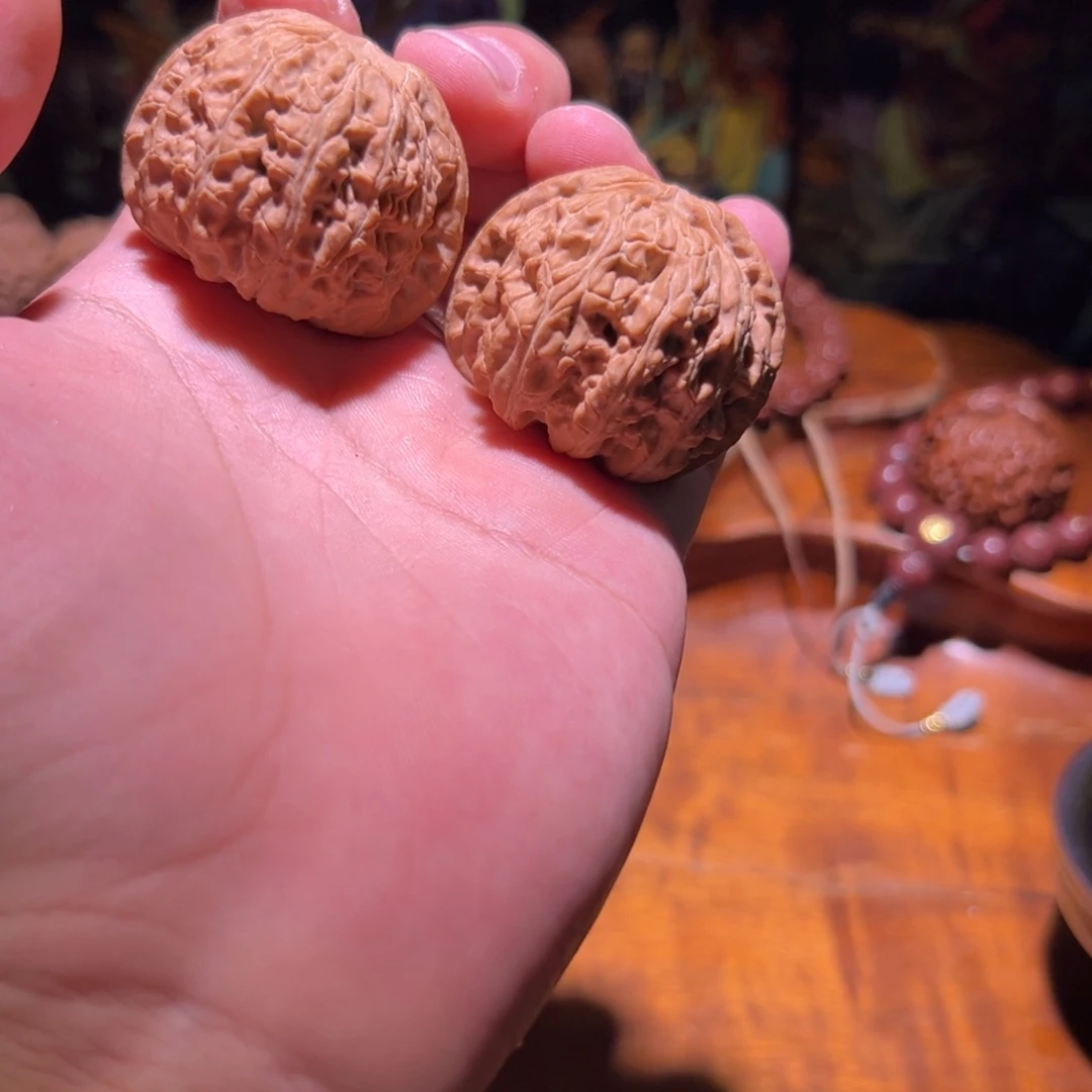 吊坠文玩核桃41➕全品闷白一对