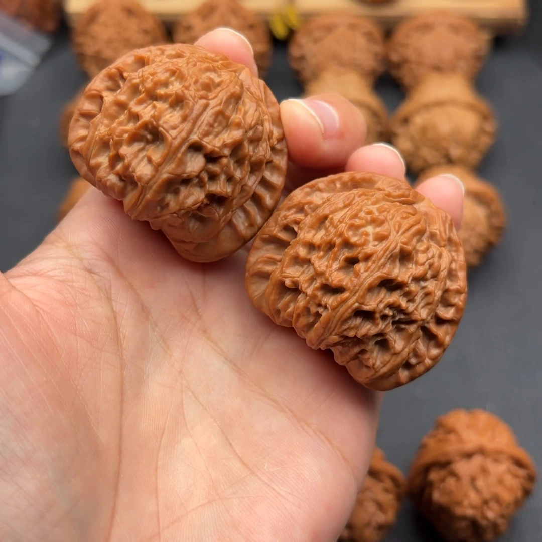 文玩核桃吊坠球白43