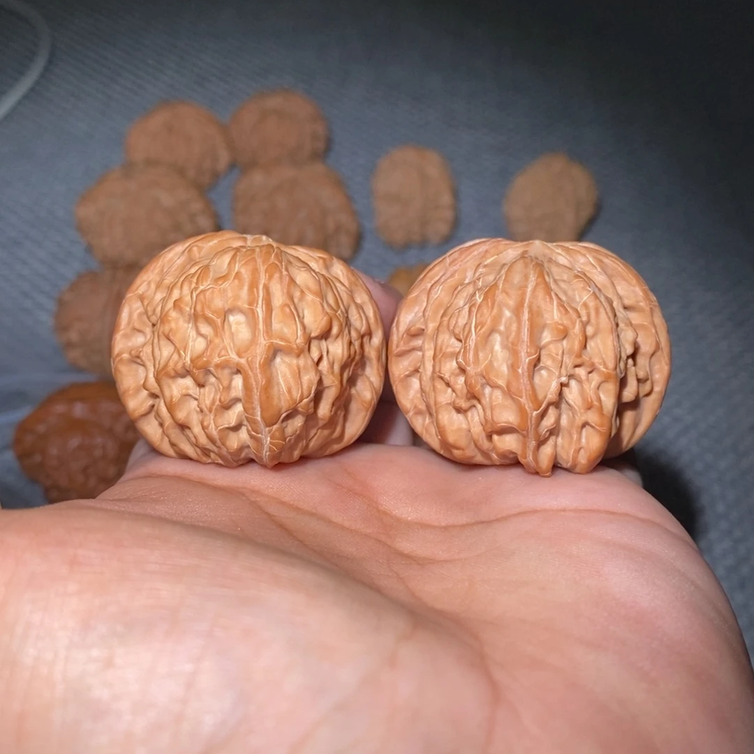 挨***息41尺磨盘。