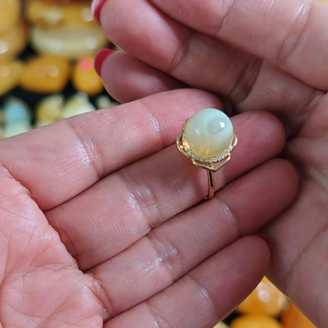 银S925镀金镶嵌蜜蜡戒指