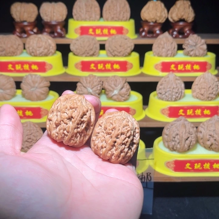 文玩核桃吊坠西北将军榜35