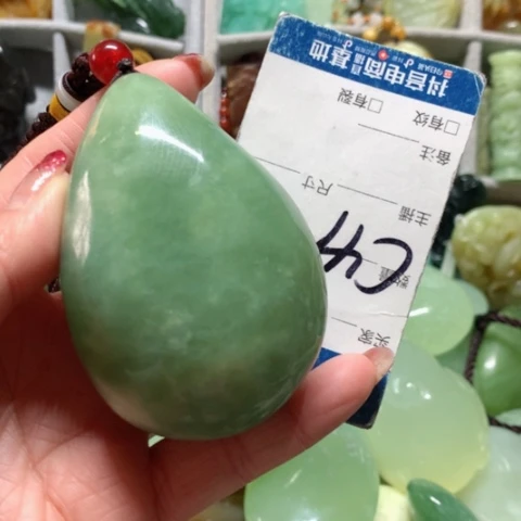 蛇纹石玉手把件未镶嵌