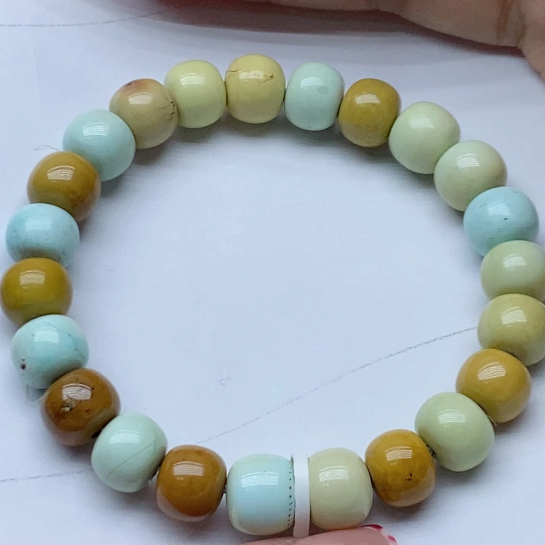 奈***奈绿松石未镶嵌珠宝奇石