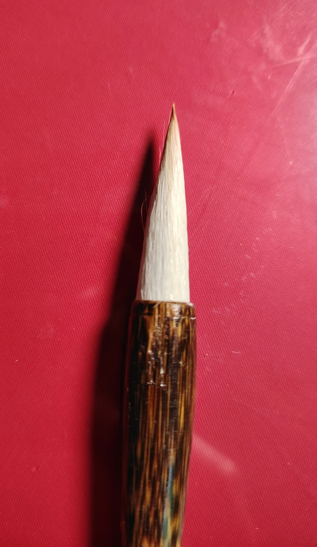 出锋3.3cm兼毫，书   画均可