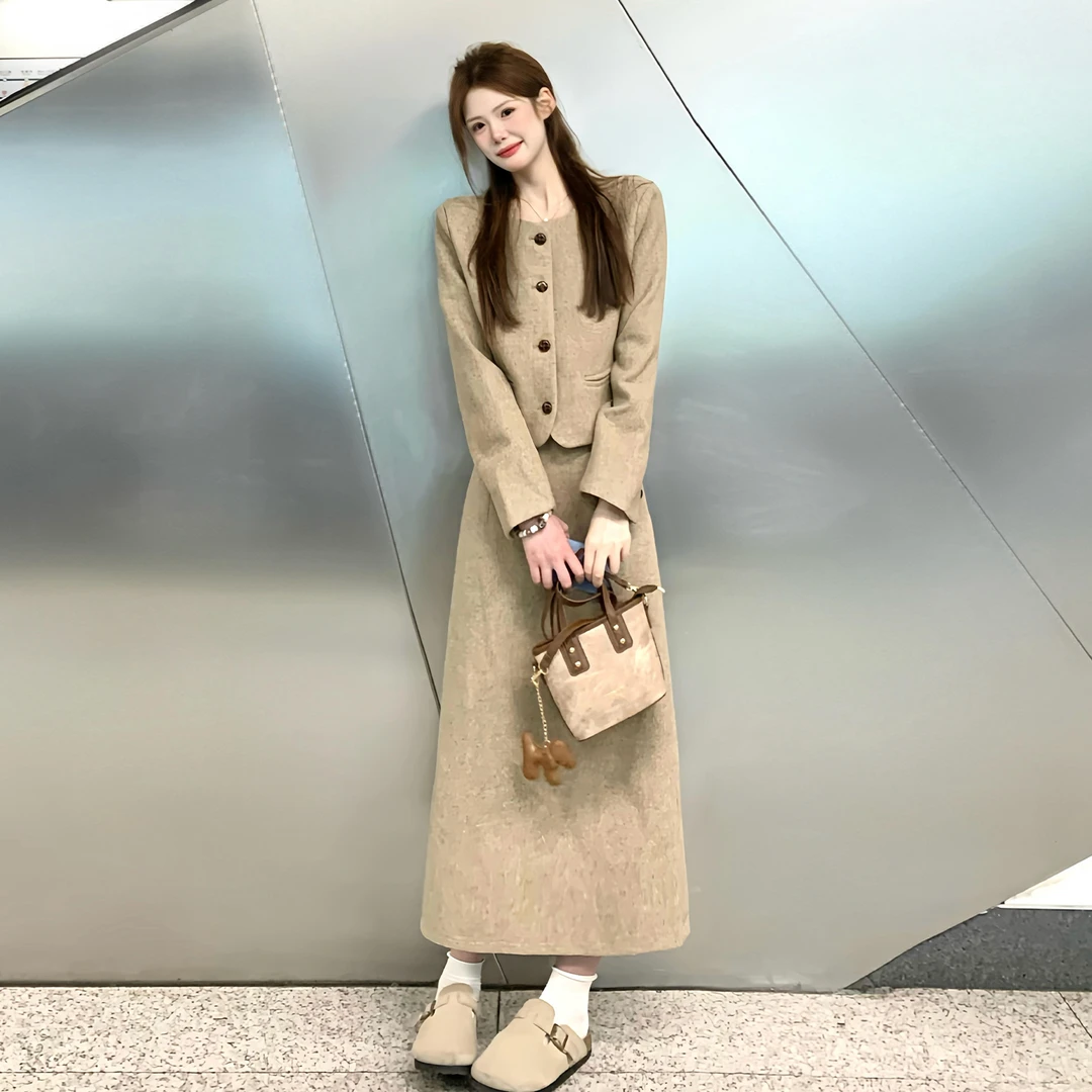 法式小个子香风连衣裙子女早秋2026新款高级感巨好看穿搭一整套装