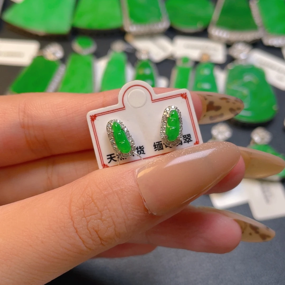 翡翠银S925镶嵌颈饰