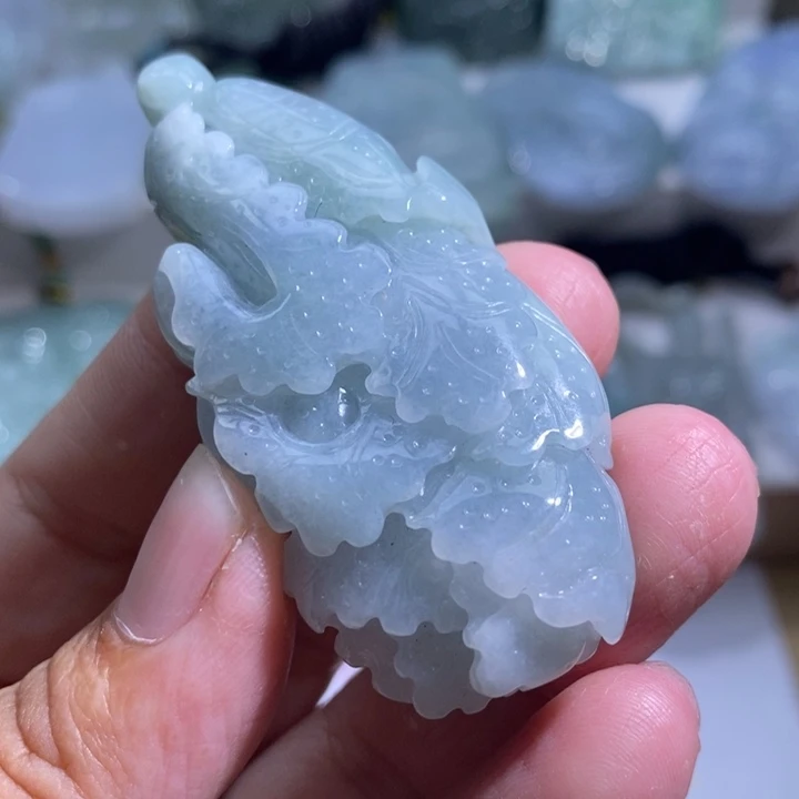 【闪购商品】颈饰未镶嵌翡翠菜
