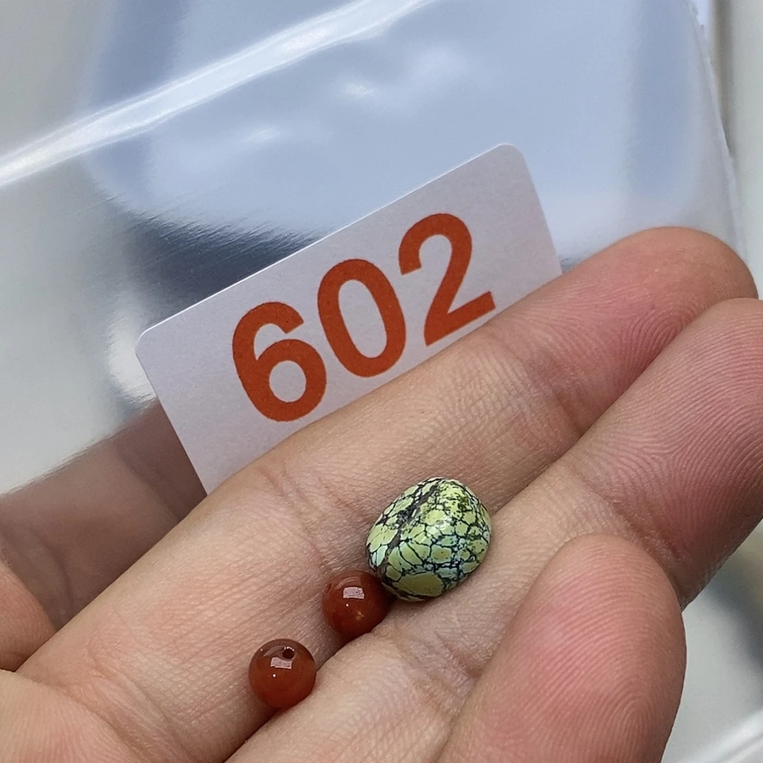 玛瑙/玉髓未镶嵌珠宝奇石