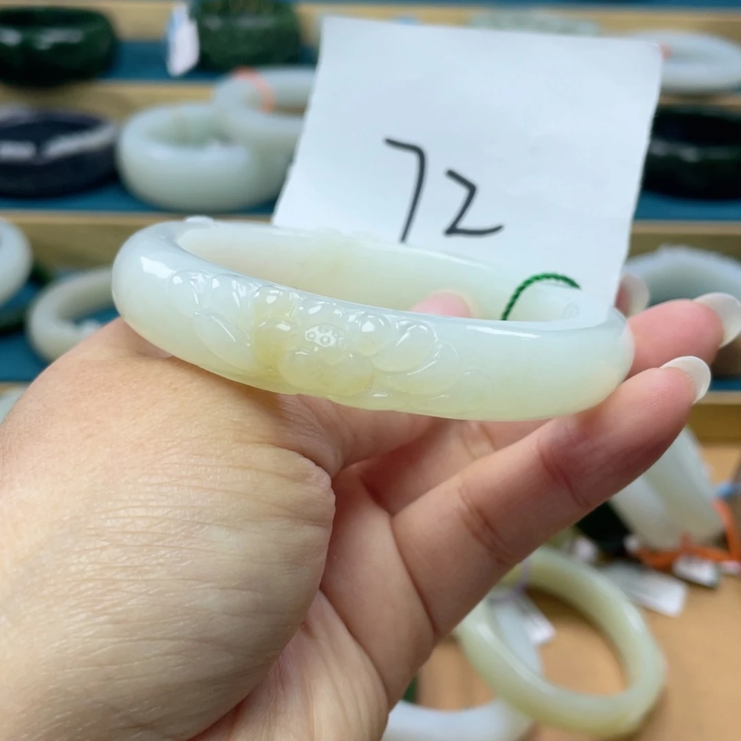 未镶嵌手镯和田玉圈口60
