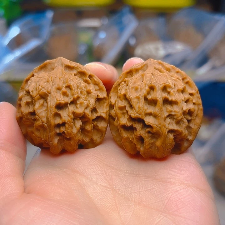 文玩核桃吊坠苹果园38