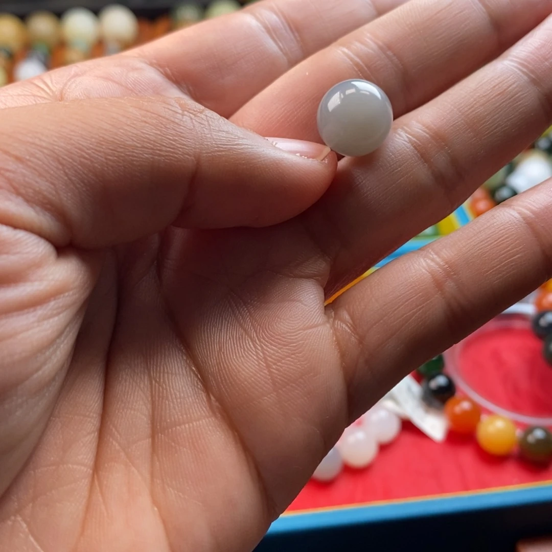 和田玉未镶嵌珠宝奇石卡12烟紫y水线