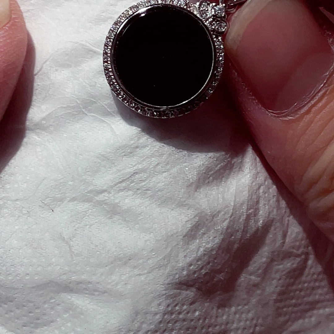 翡翠未镶嵌颈饰先检后发一物一证