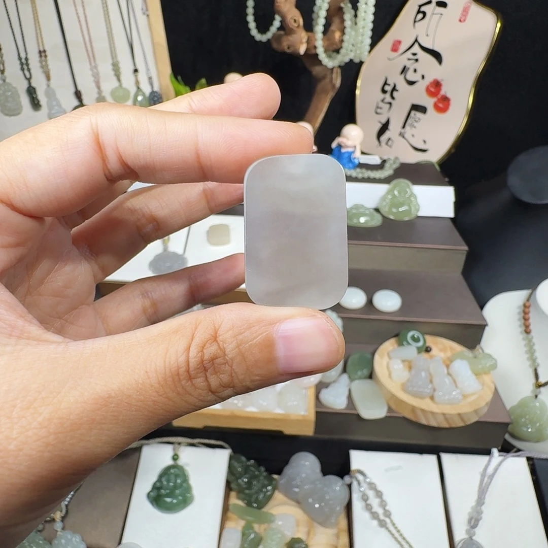 *****颈饰未镶嵌和田玉