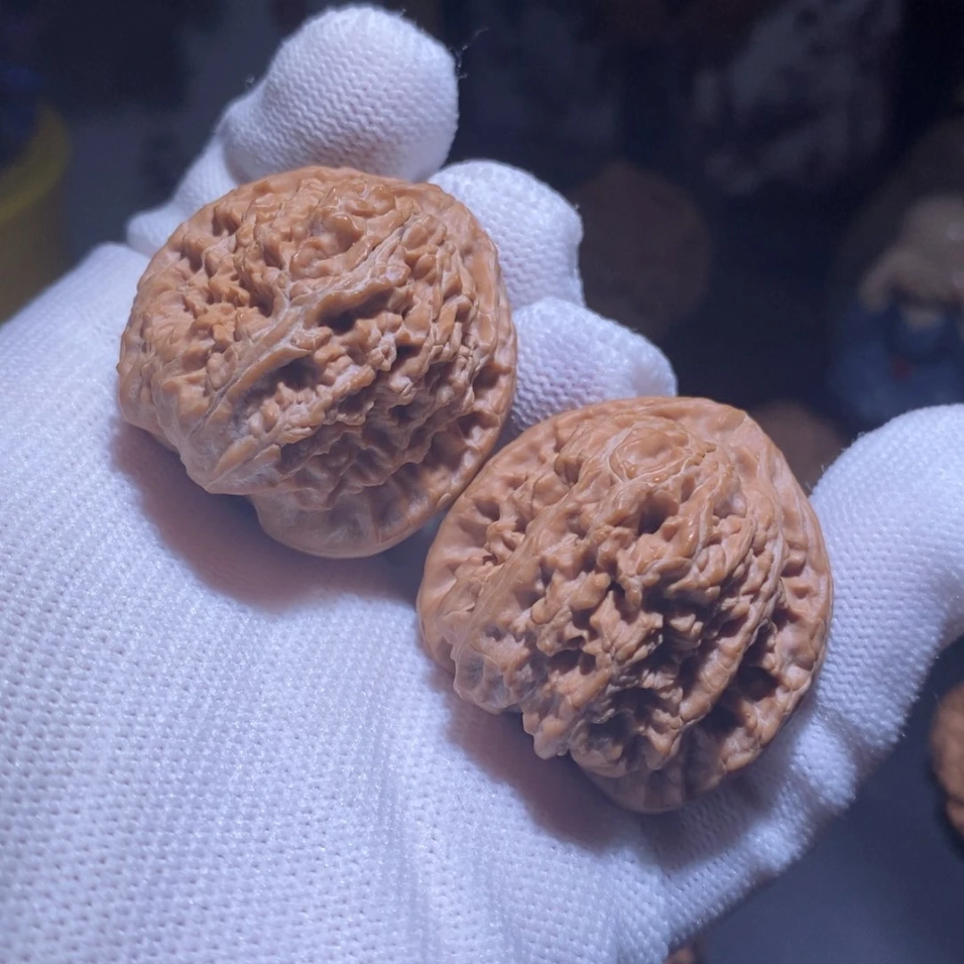 文玩核桃把件全品三角白35