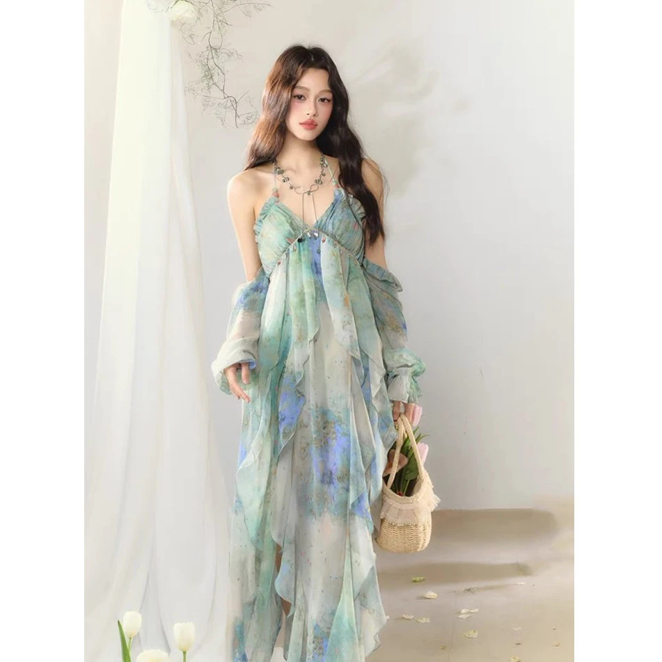 南法假日 海边度假绿色吊带连衣裙女春夏款云南穿搭纯欲碎花长裙