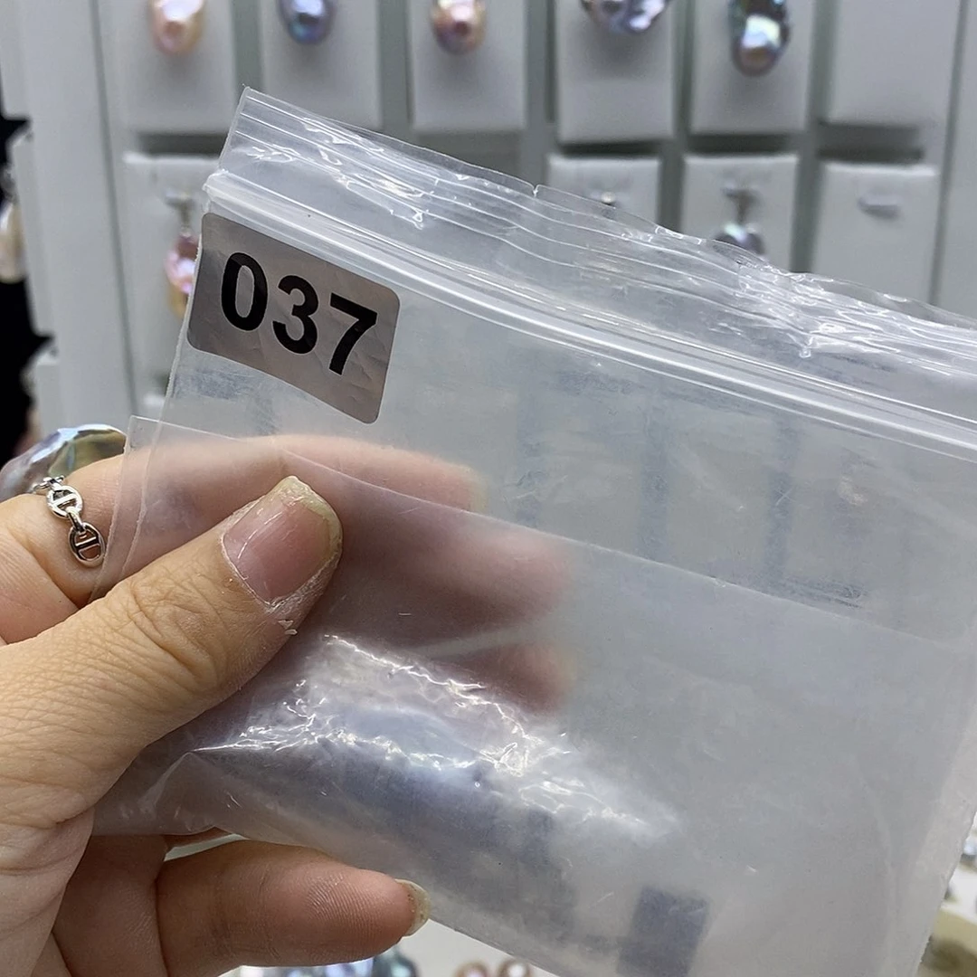 合金耳饰淡水珍珠