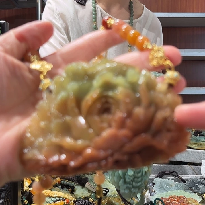 岫玉未镶嵌毛衣链