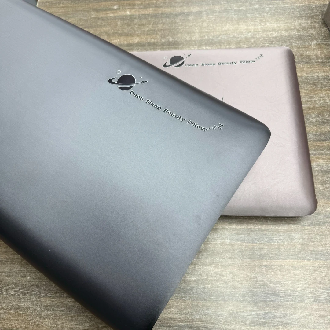 DG  太空星球枕  深睡眠 记忆枕慢回弹护颈枕成人侧睡枕芯