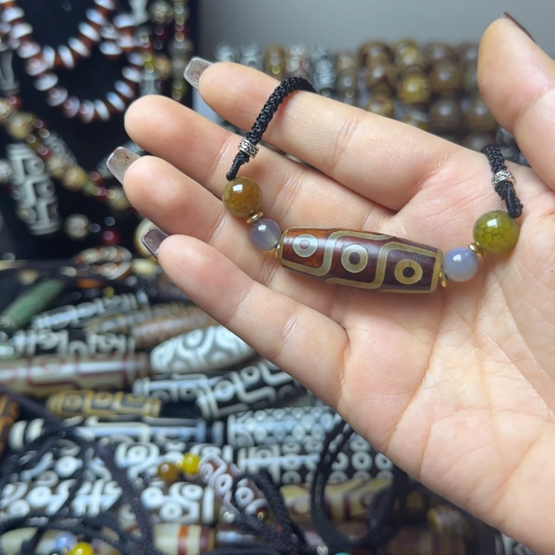 玛瑙/玉髓合金颈饰