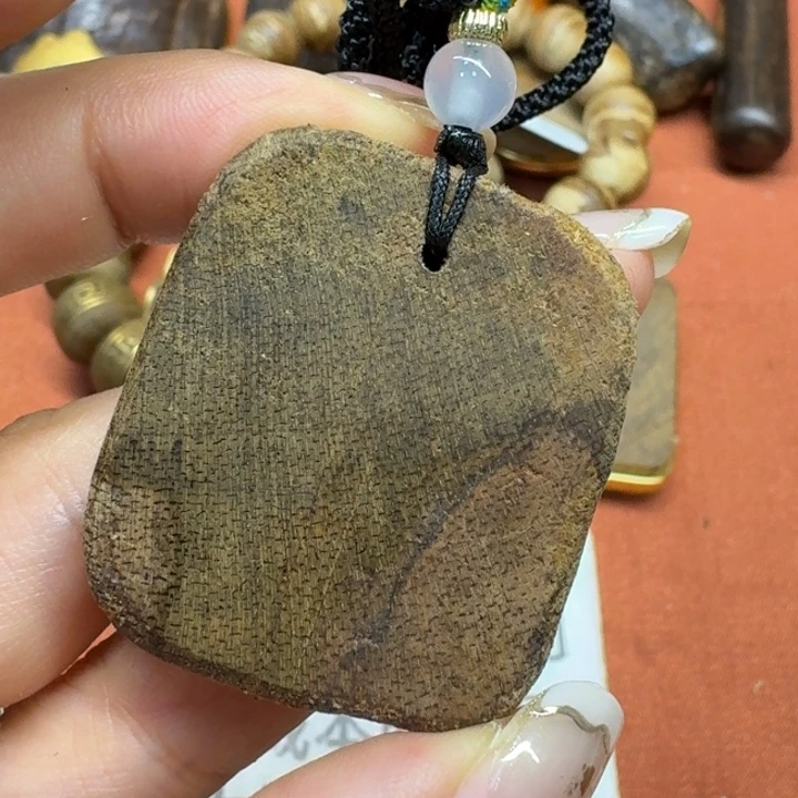大叶紫檀（黑酸枝木类）