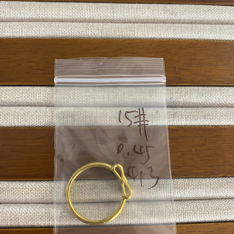 克重0.45 15号 蝴蝶结戒指 足金999