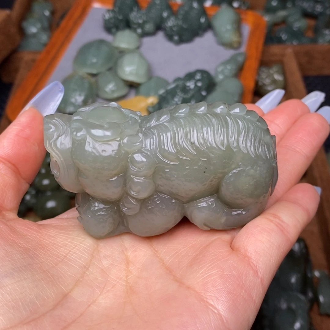 和田玉颈饰未镶嵌浮*