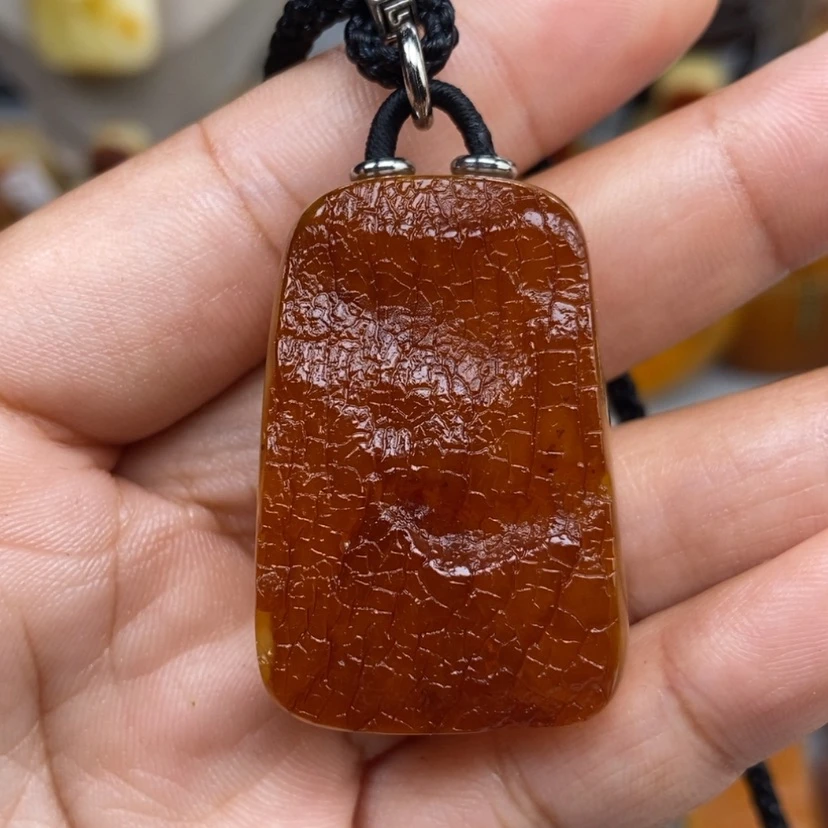 【闪购商品】琥珀颈饰未镶嵌