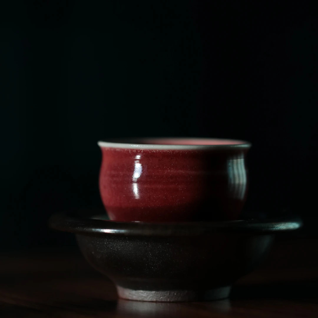 张建柴烧品宋系列闻香杯配碟老叶搭配