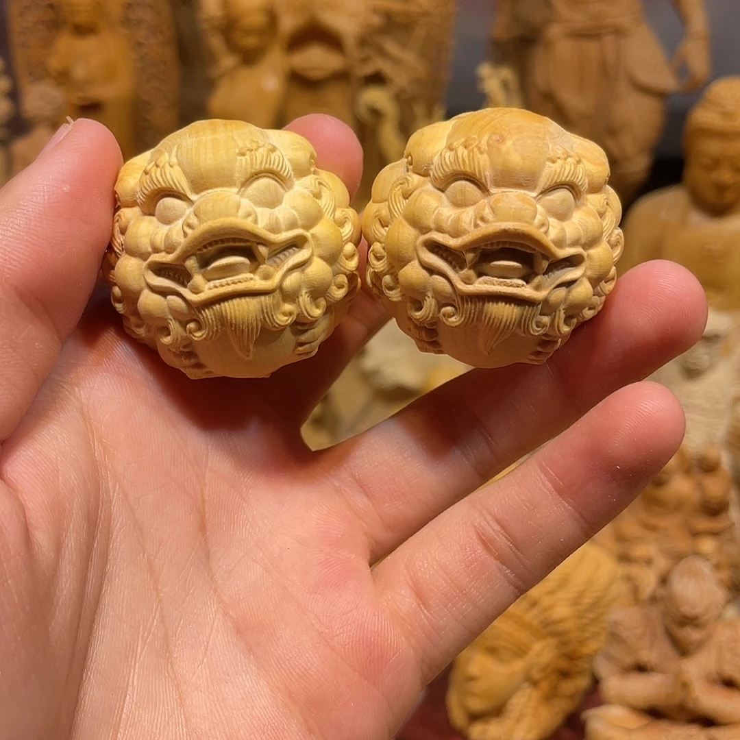 黄杨木瑕疵貔貅手球一对