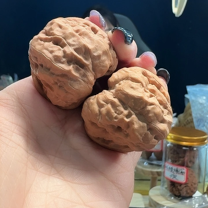 桃核吊坠蛤蟆头41尺