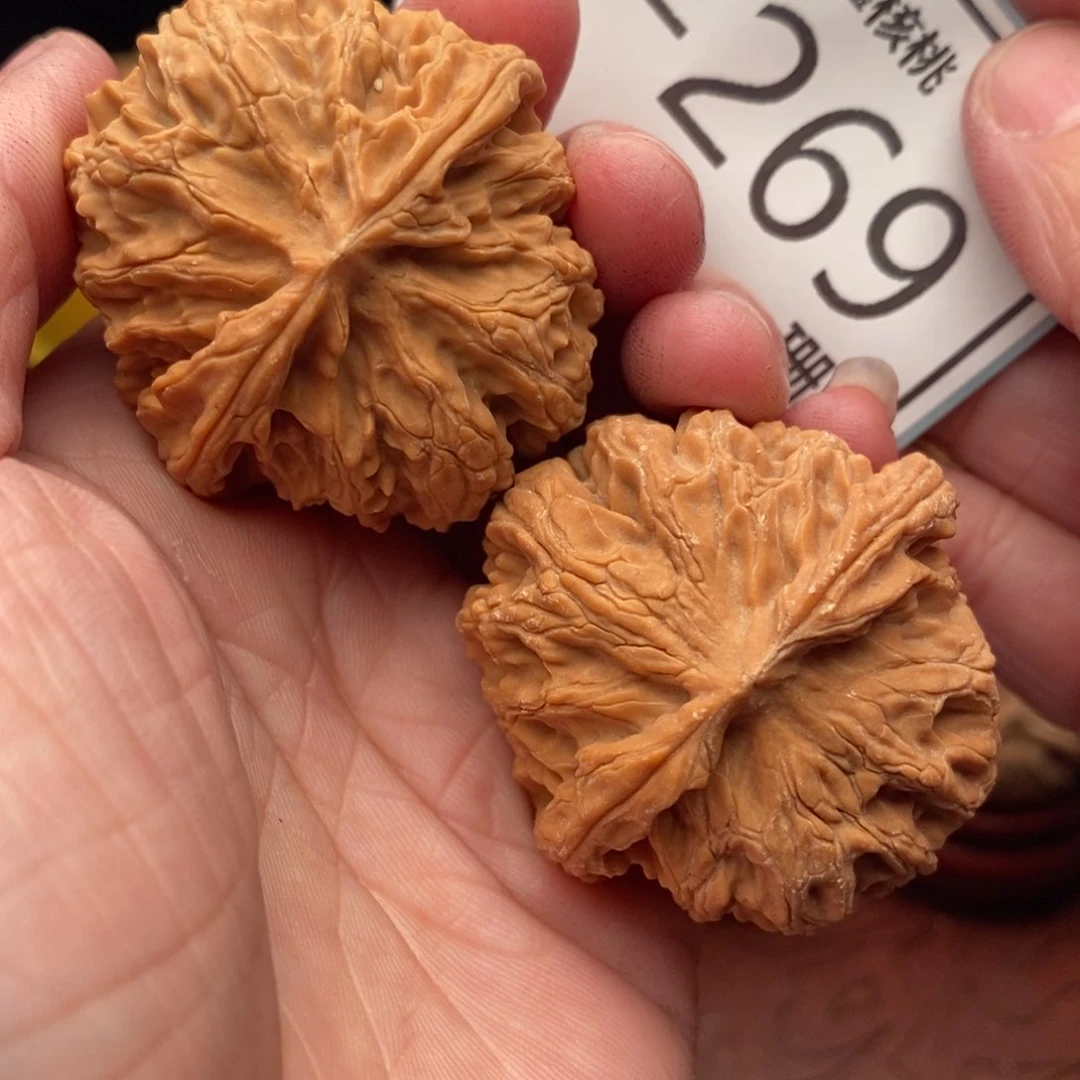 文玩核桃把件苹果41