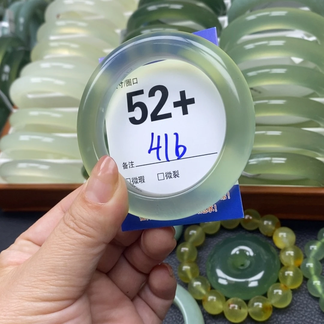 蛇纹石玉手镯未镶嵌嘻****呀