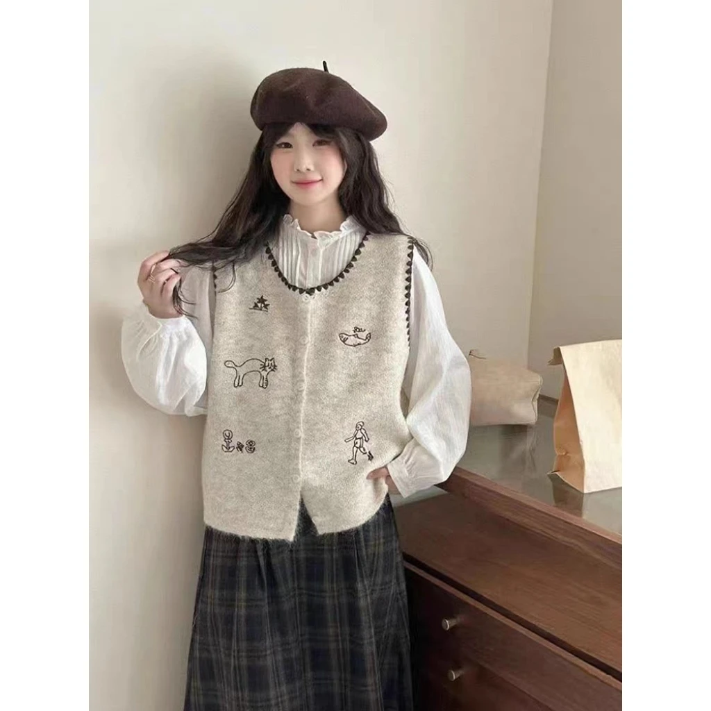 【运费补贴】早秋韩系新款卡通刺绣设计感叠穿针织马甲女82185#0.08
